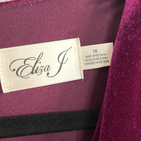 Eliza J Velvet Faux Wrap Wide Leg Jumpsuit Size 10 Burgundy Plum Formal Wedding - Picture 2 of 3